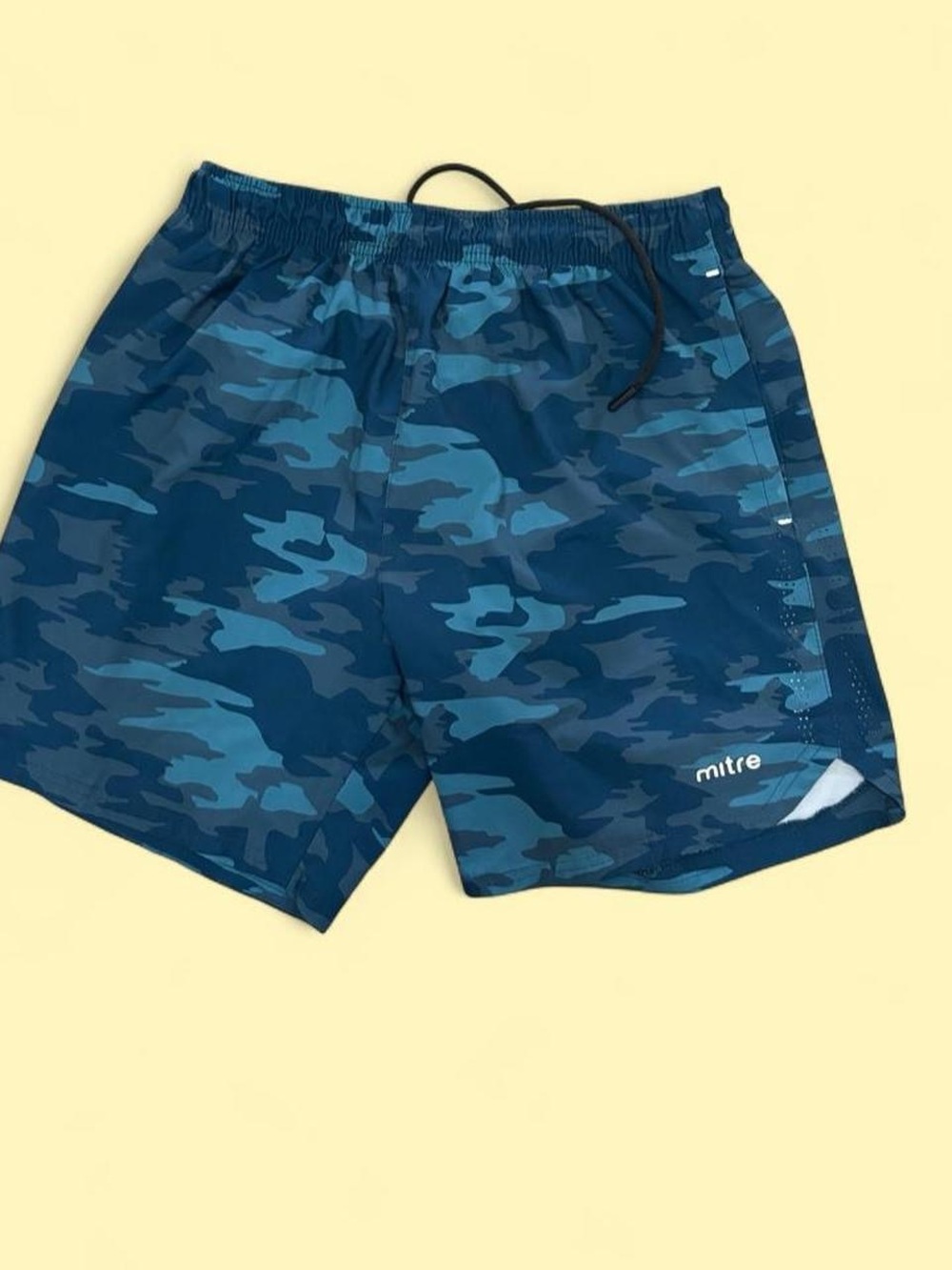 ✨Mitre blue camouflage shorts size M✨